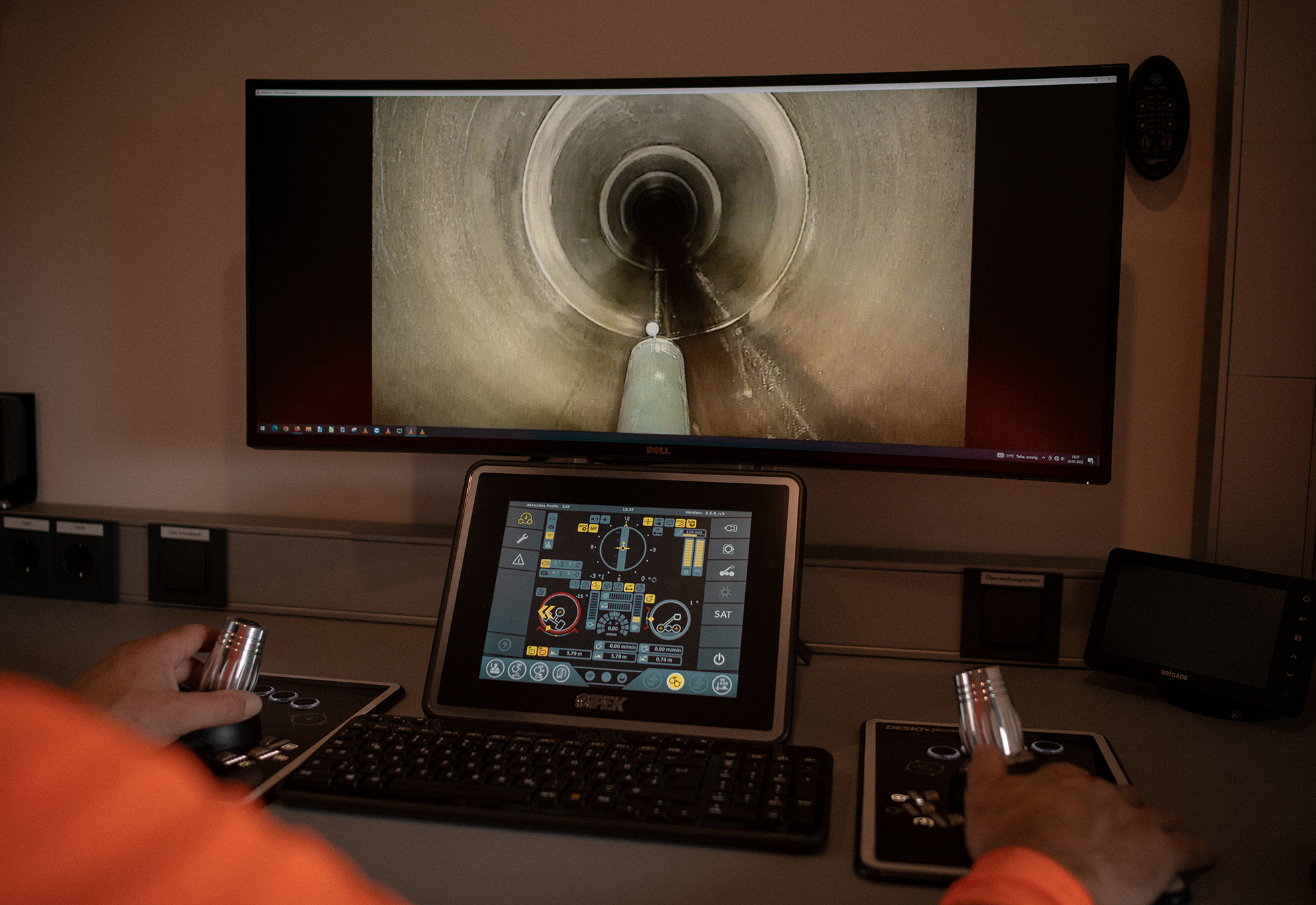 halfscreen_HD_screen halfscreen_HD_screen